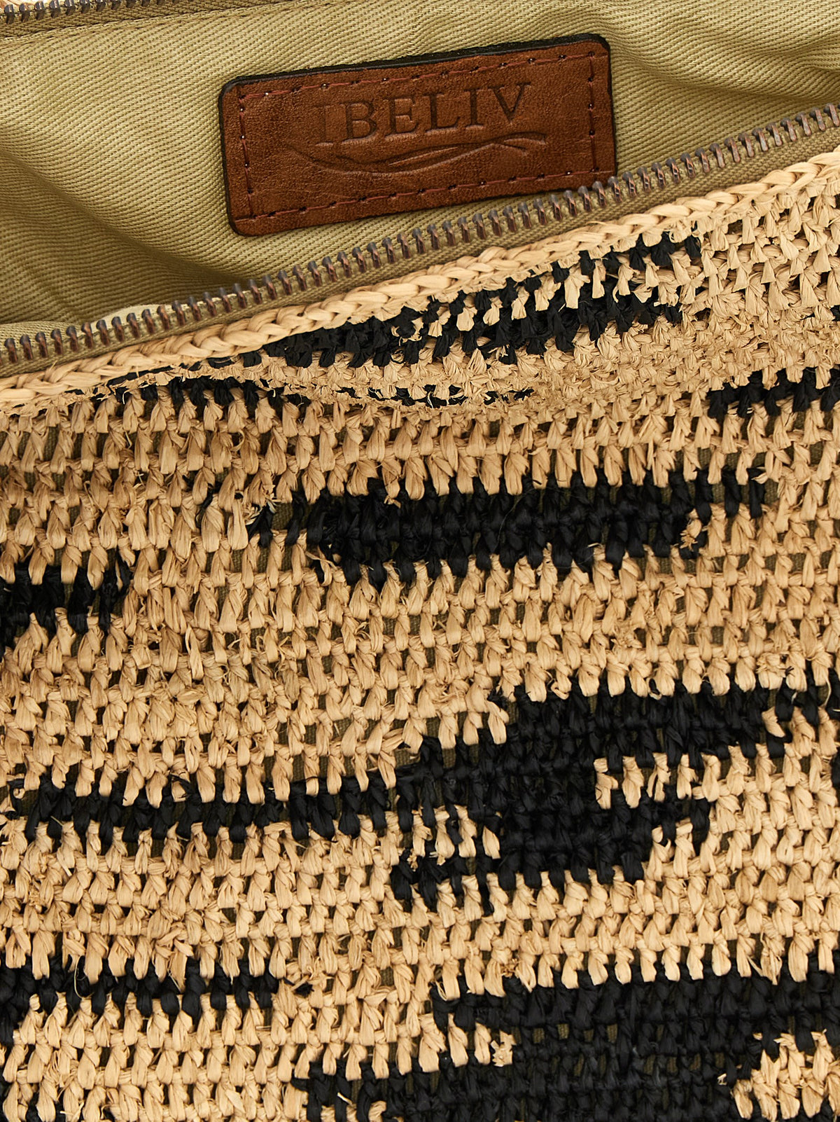 Pochette Ibeliv en raphia multicolore