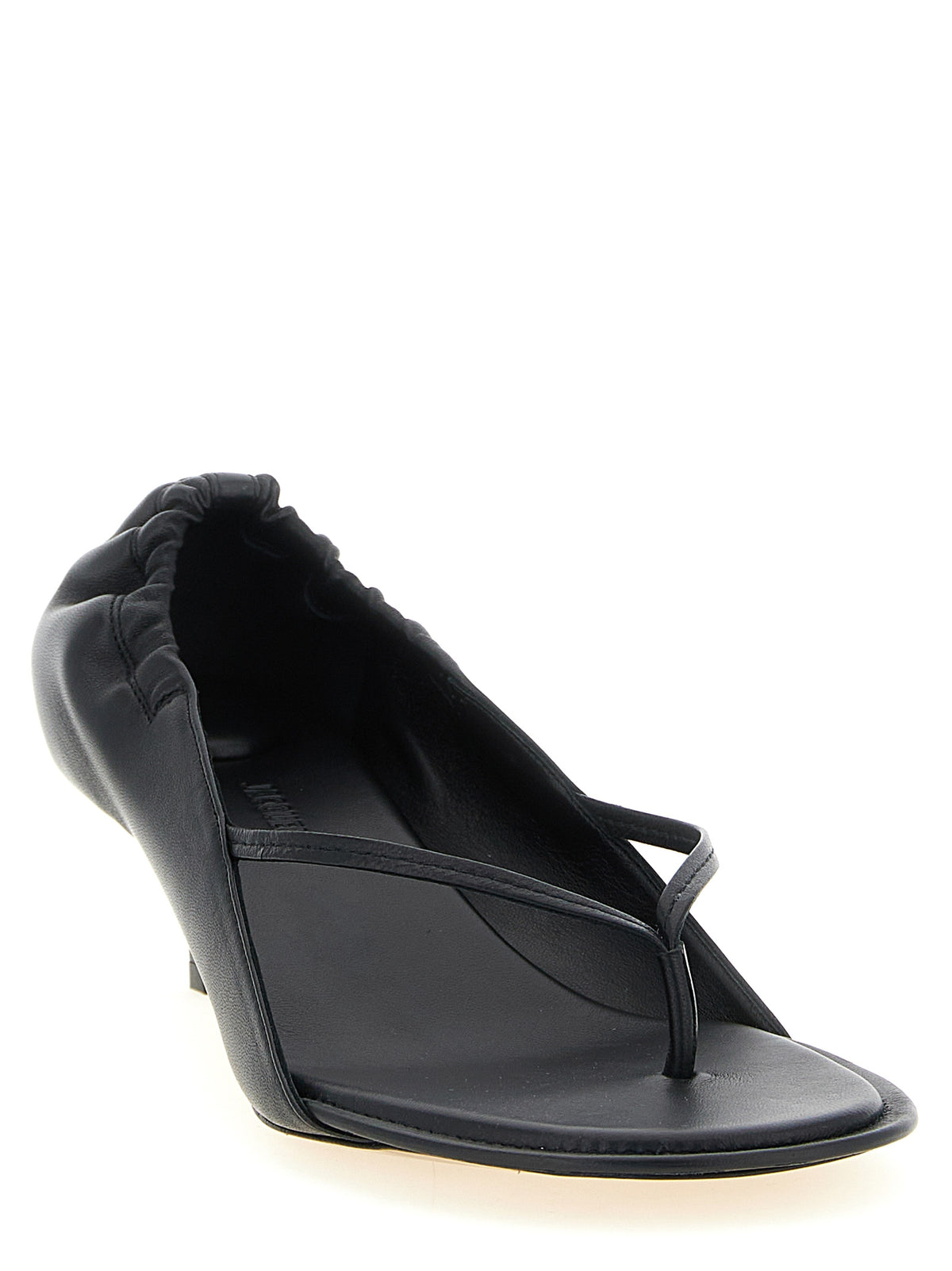 Sandales plates Jacquemus en cuir d'agneau noir
