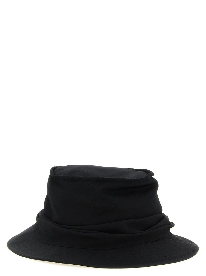 Bob Yohji Yamamoto en Laine Noire