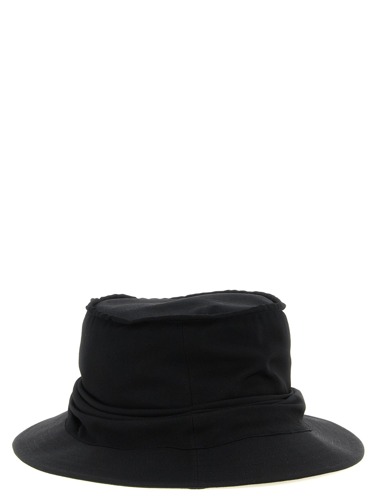Bob Yohji Yamamoto en Laine Noire