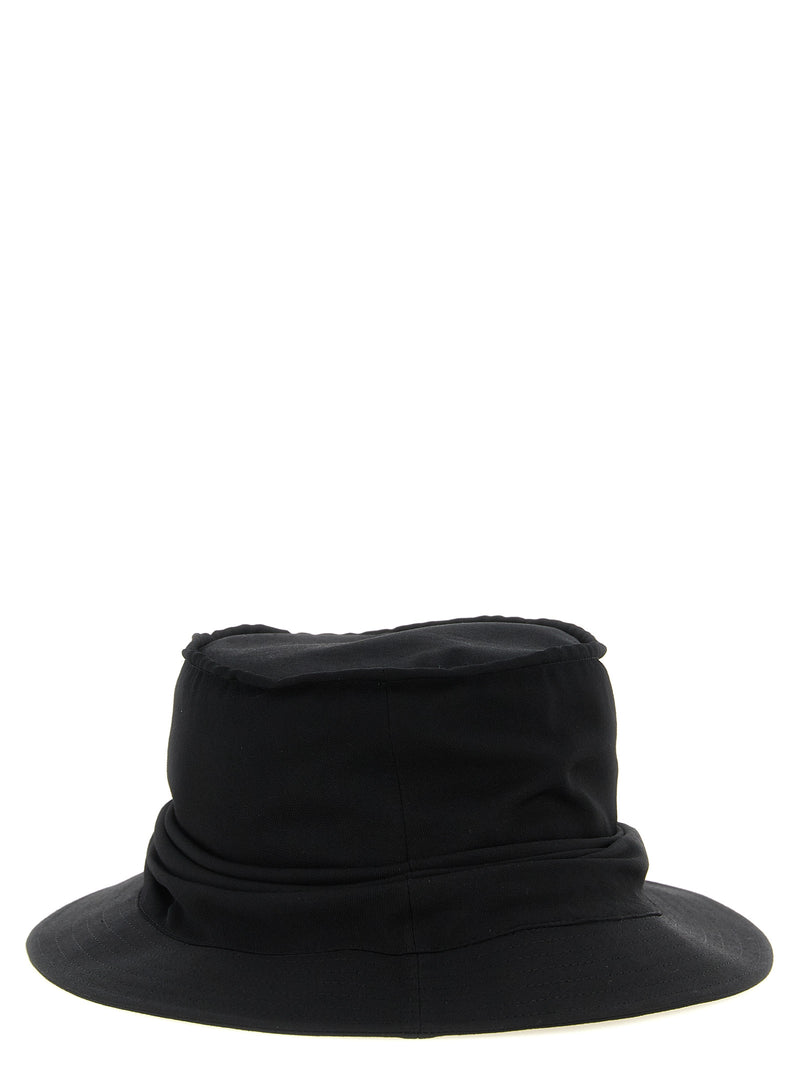 Bob Yohji Yamamoto en Laine Noire