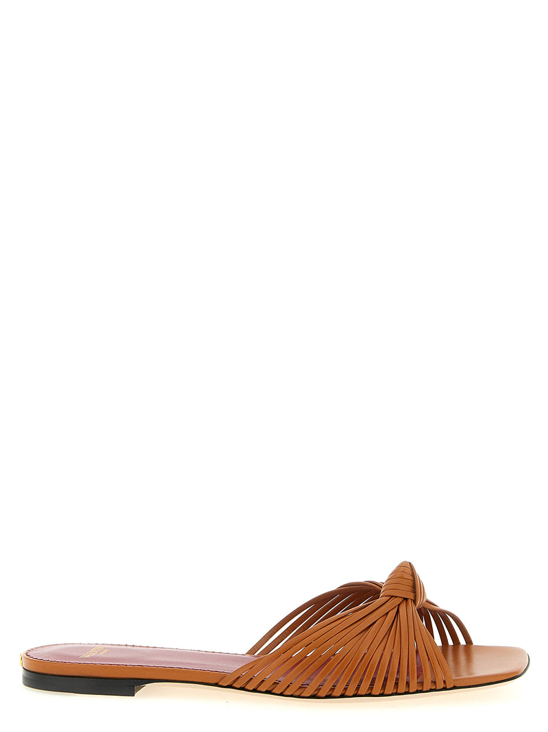 Mules Valentino Garavani marron en peau de chèvre