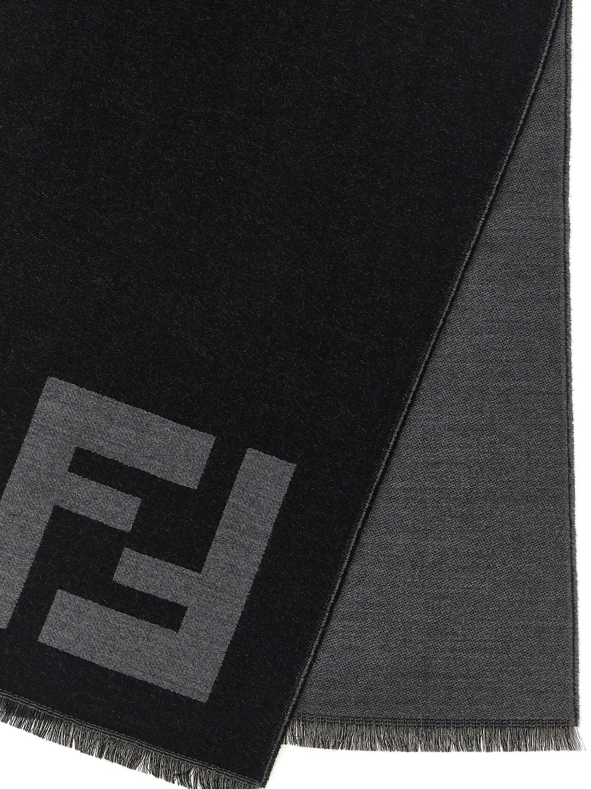 Écharpe Fendi en laine vierge noire