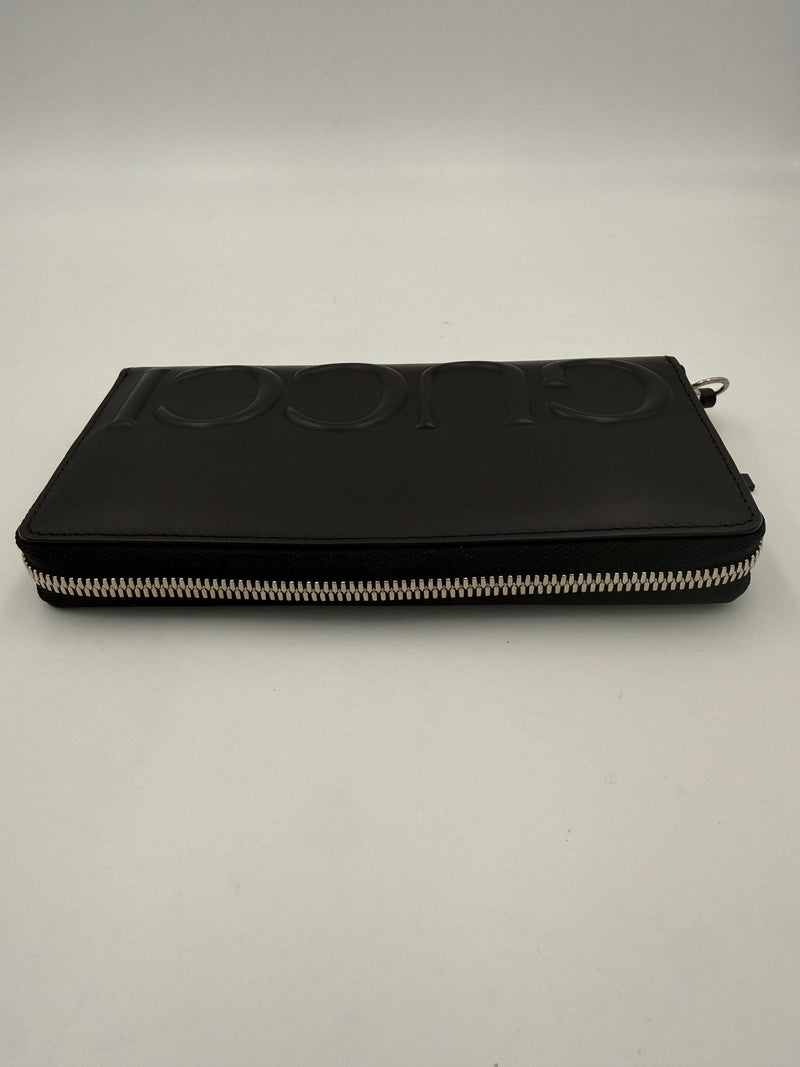 Gucci GUCCI Zip Black Front Logo Embossed Wallet