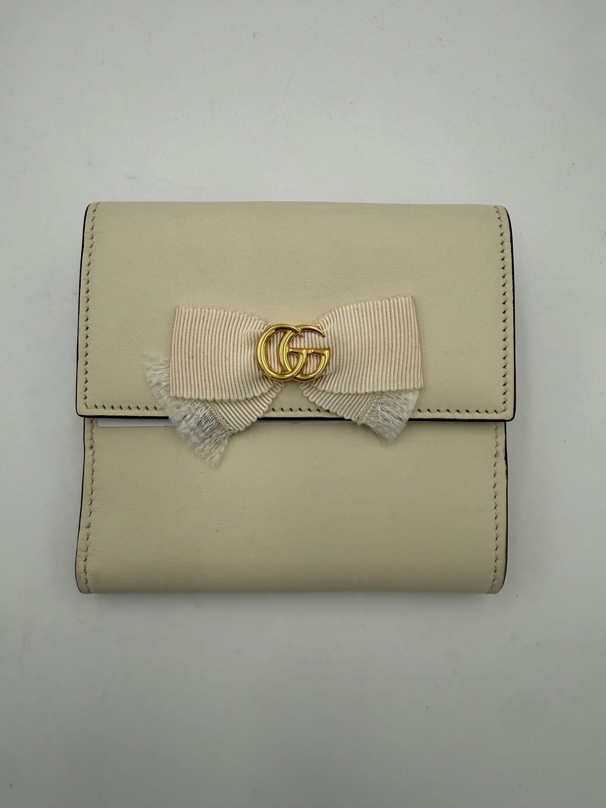 Gucci GUCCI GG Marmont Compact Wallet
