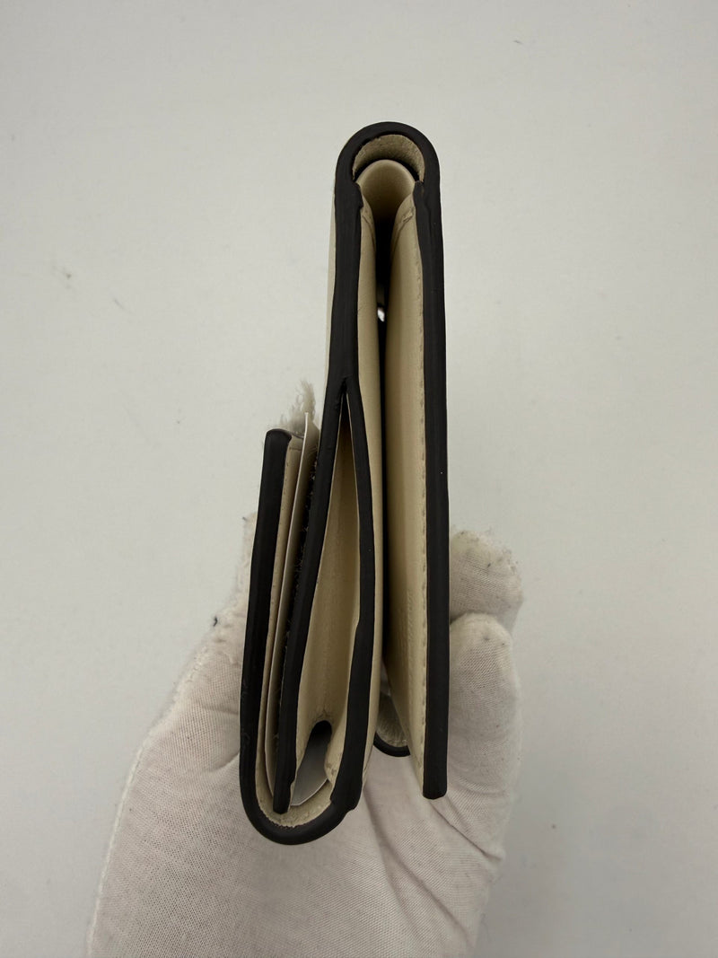 Gucci GUCCI GG Marmont Compact Wallet