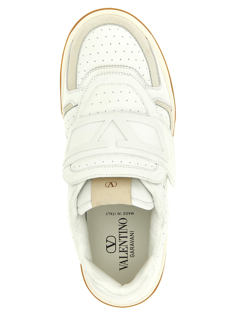 Baskets athlétiques Valentino Garavani en cuir blanc