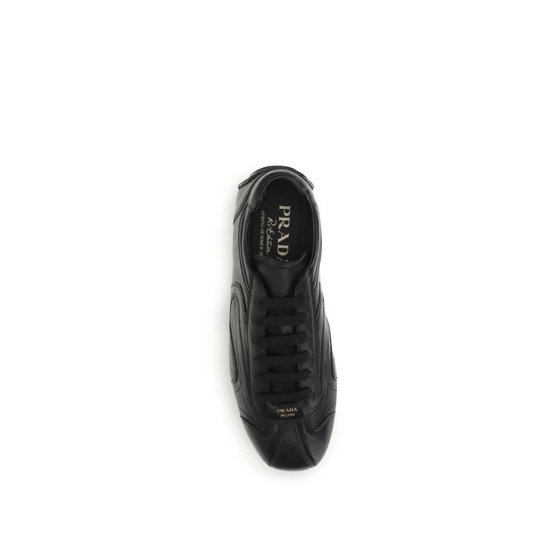 Baskets basses Prada en cuir d'agneau Ovis Aries Aries noires