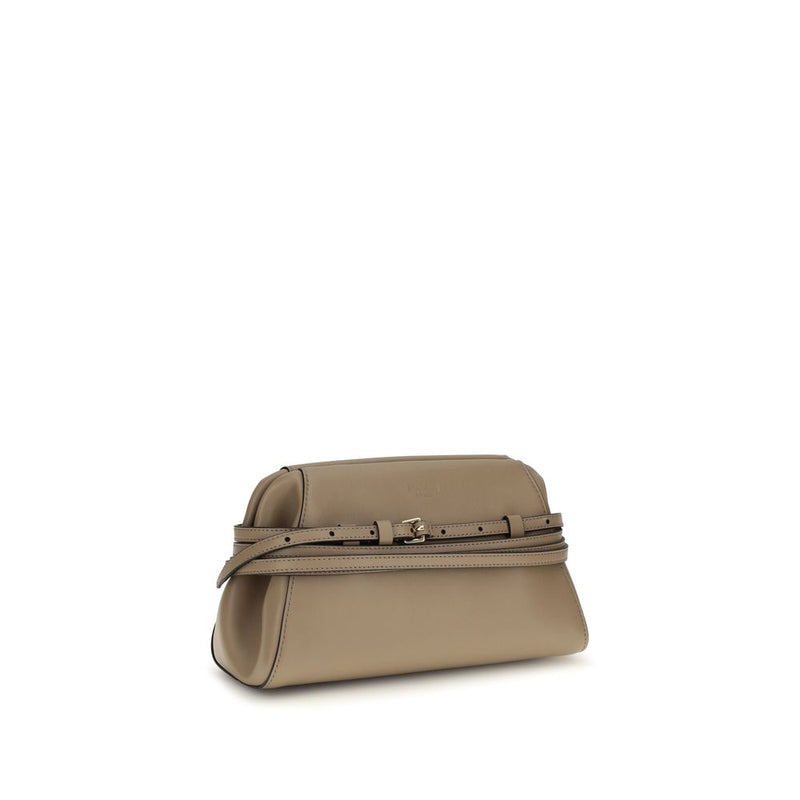 Pochette en peau de chèvre beige Moschino