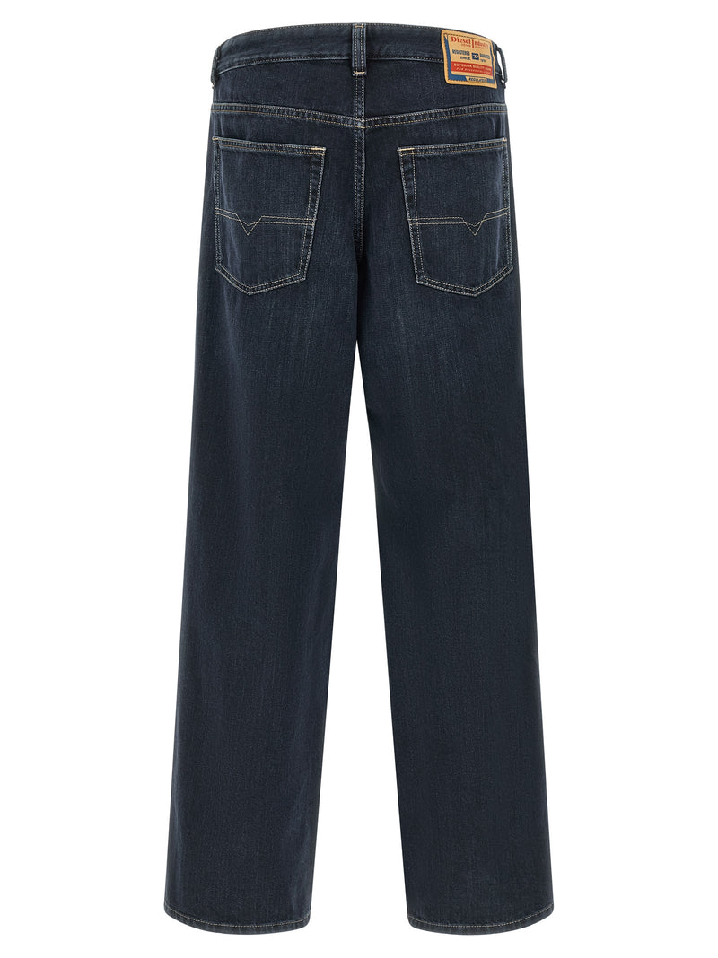 Jean Diesel bleu coton coupe décontractée