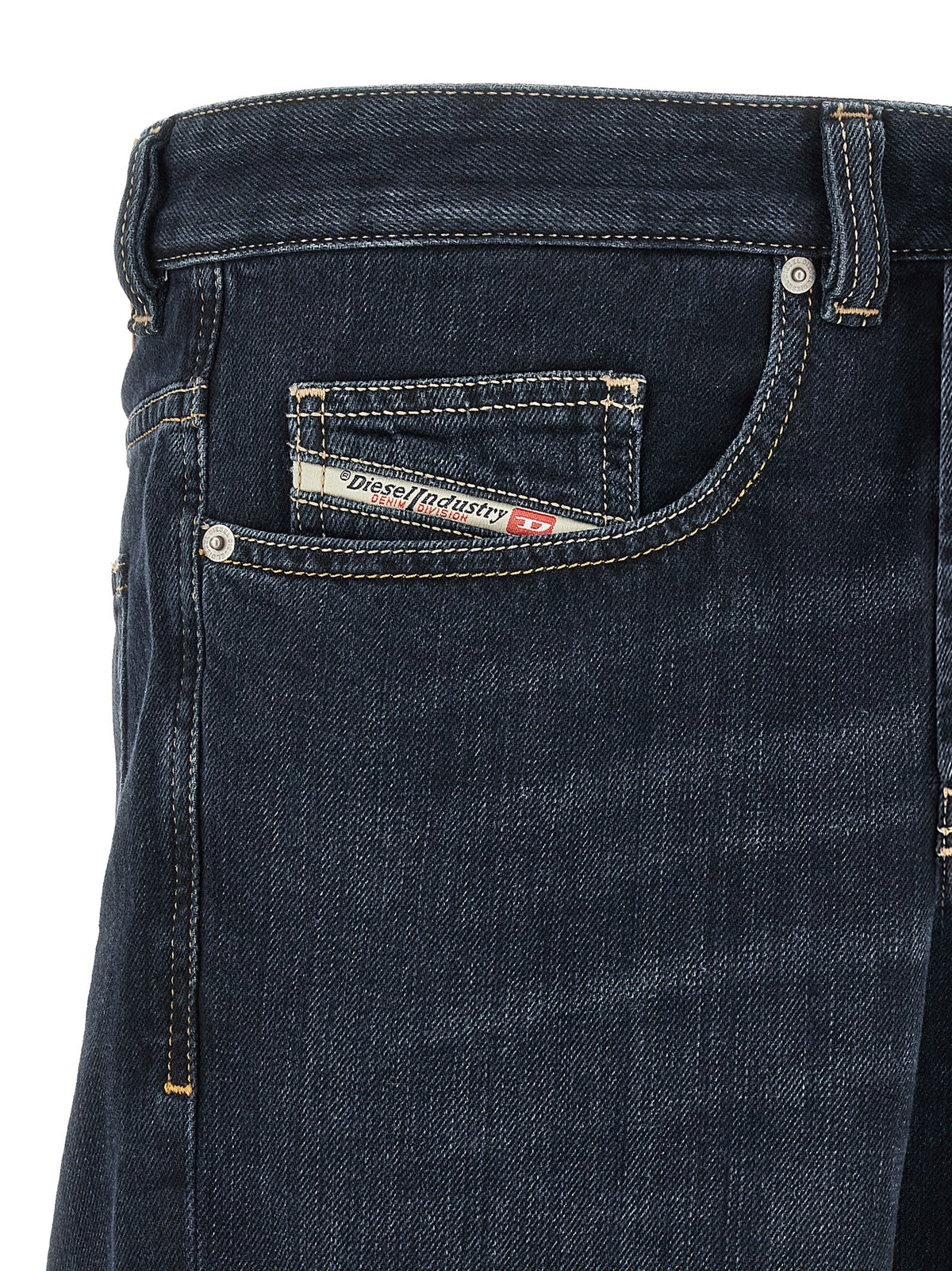 Jean Diesel bleu coton coupe décontractée