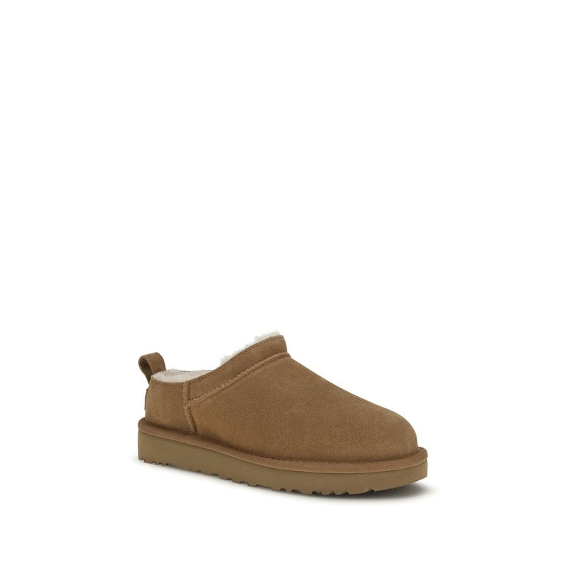 Mules en cuir suédé marron UGG