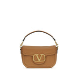 Sac bandoulière Valentino Garavani Bos Taurus en cuir de veau beige