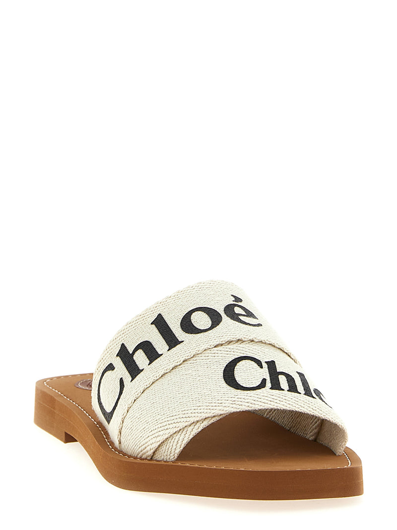 Sandales plates Chloé en lin blanc