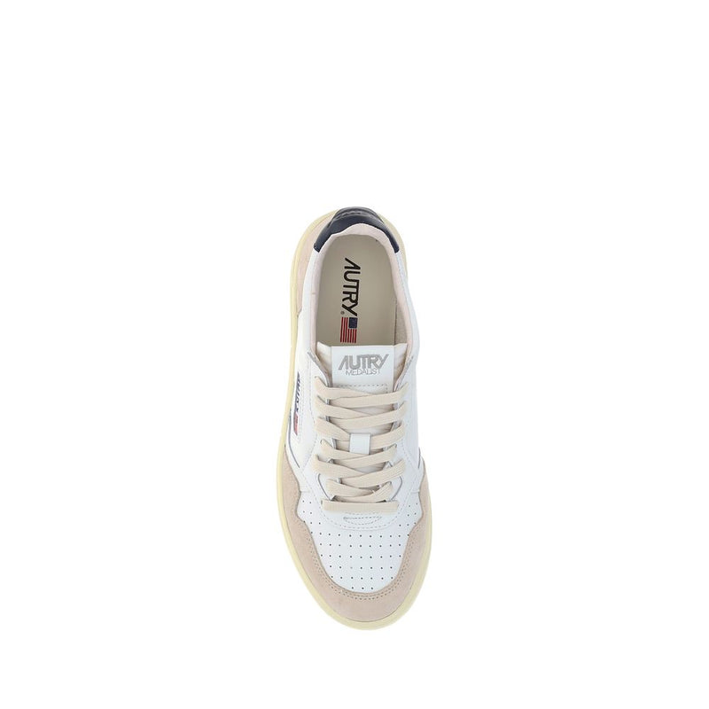Baskets Autry en cuir de veau blanc Bos Taurus