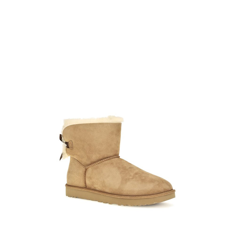 Bottines en cuir beige UGG