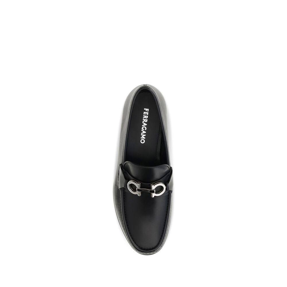 Mocassins à enfiler Ferragamo Bos Taurus en cuir de veau noir