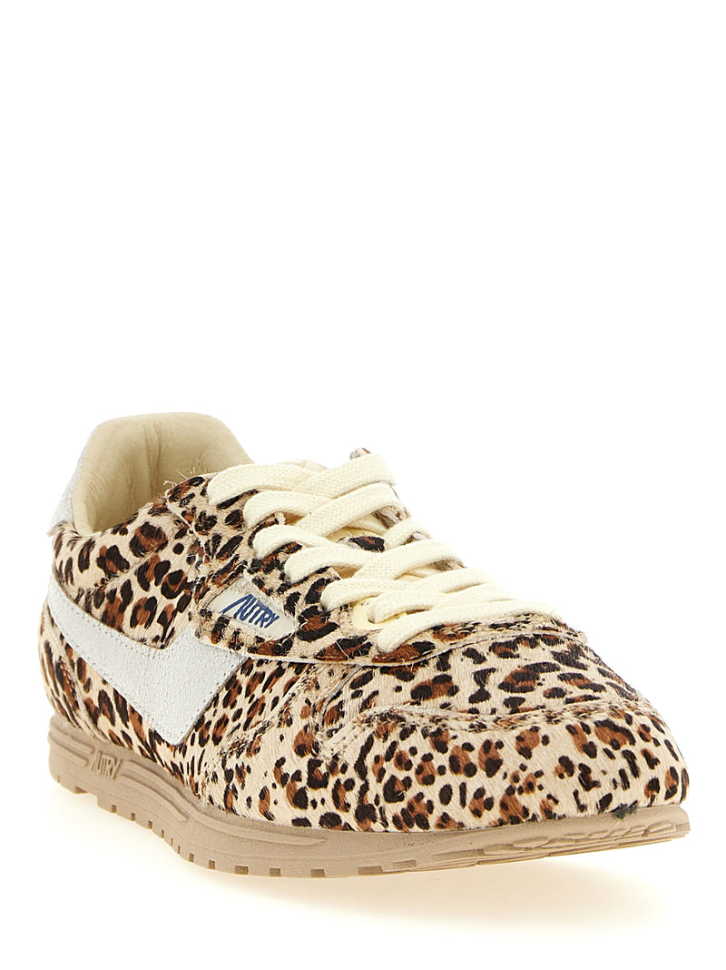Baskets basses Autry en cuir de vachette multicolore