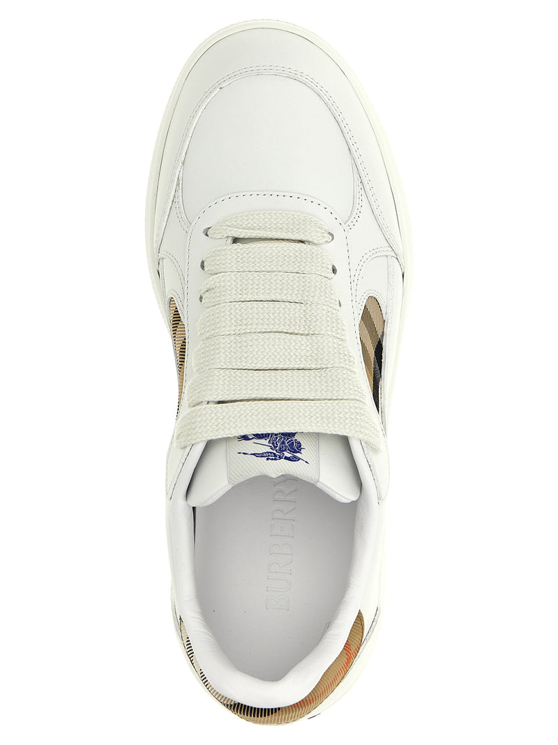 Baskets basses en cuir beige Burberry
