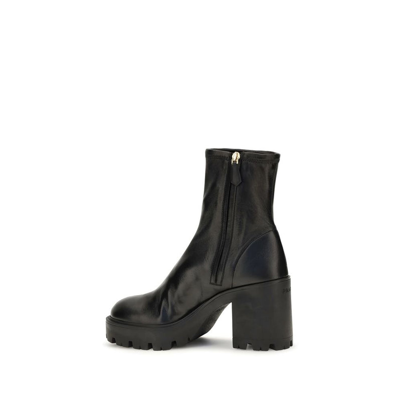 Prada Bottines en cuir de veau noir Bos Taurus
