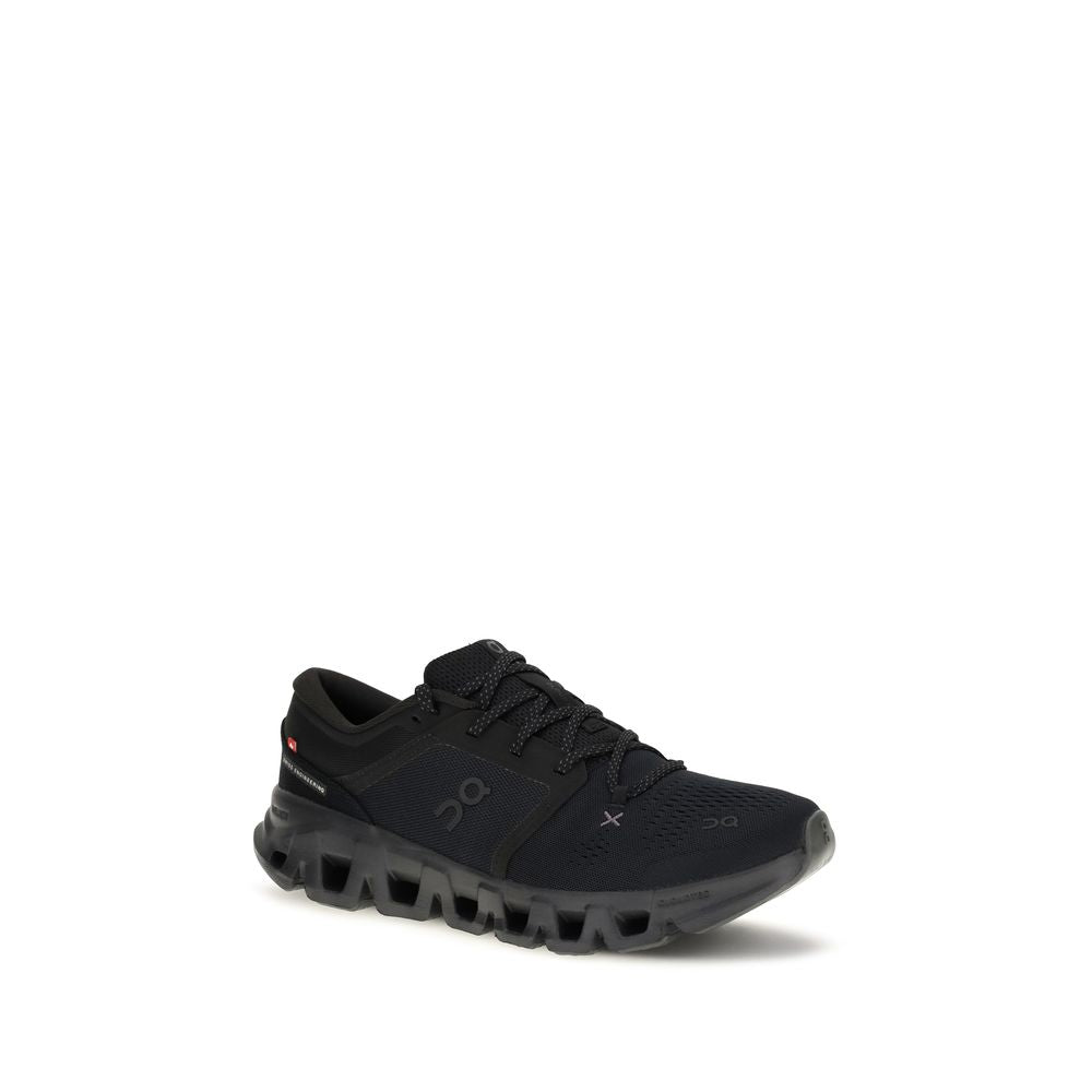 Baskets de sport ON en tissu noir