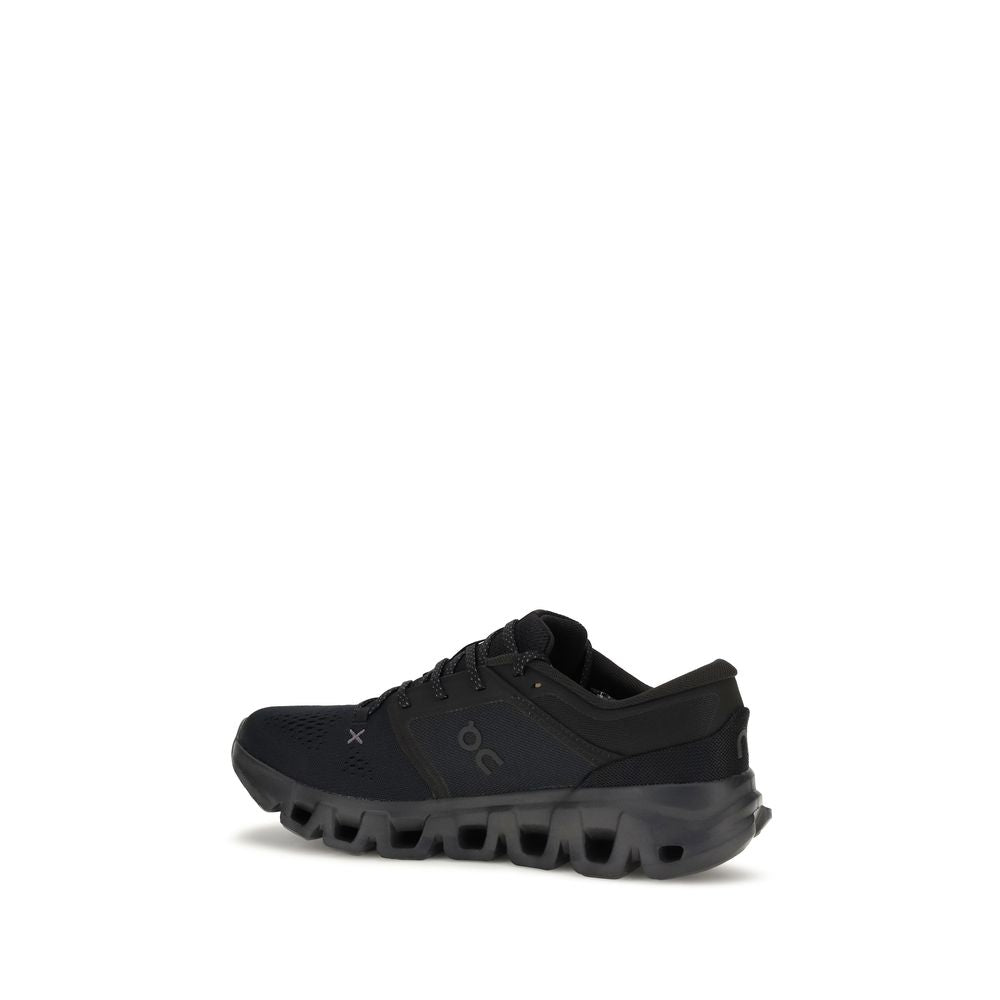Baskets de sport ON en tissu noir