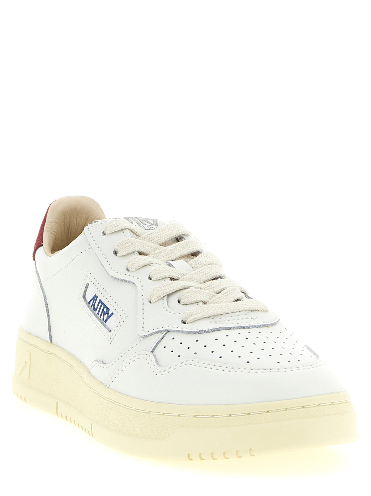 Baskets Autry Bordeaux en cuir de vachette