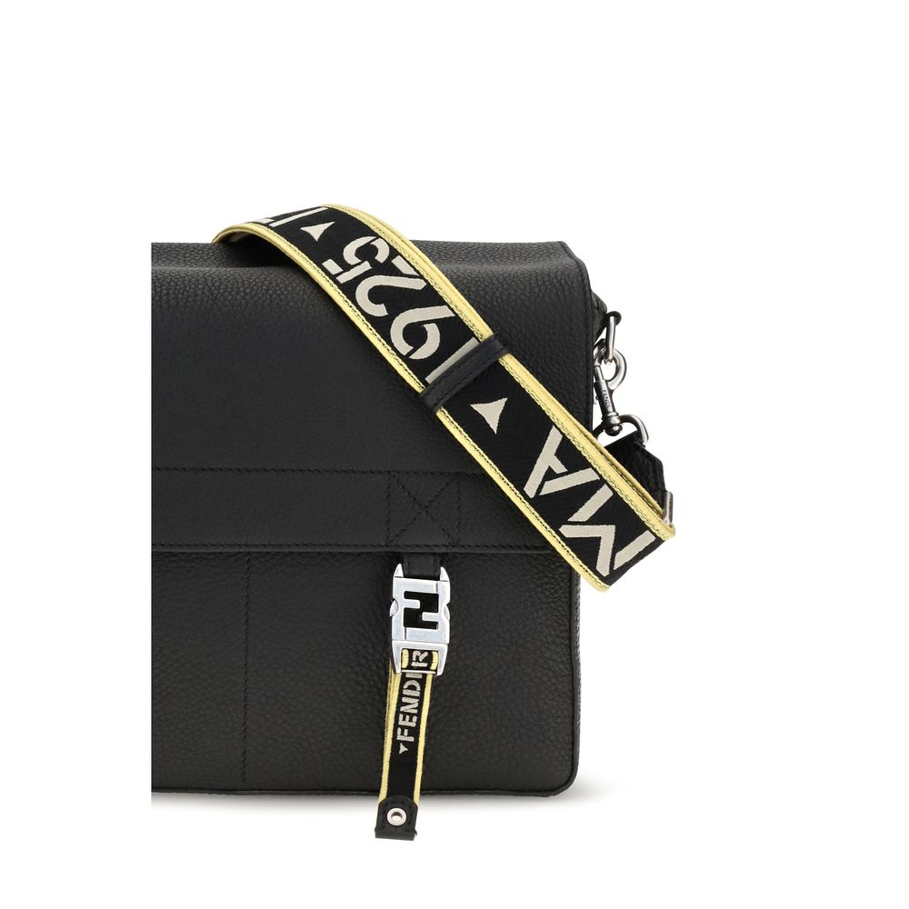 Sac porté épaule Fendi en cuir de veau noir Bos Taurus