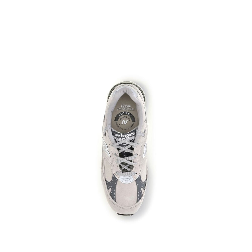 Baskets athlétiques New Balance en cuir suédé gris