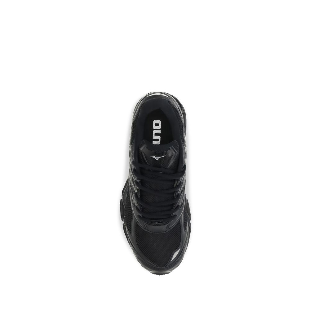MIZUNO Black Fabric Athletic Sneakers