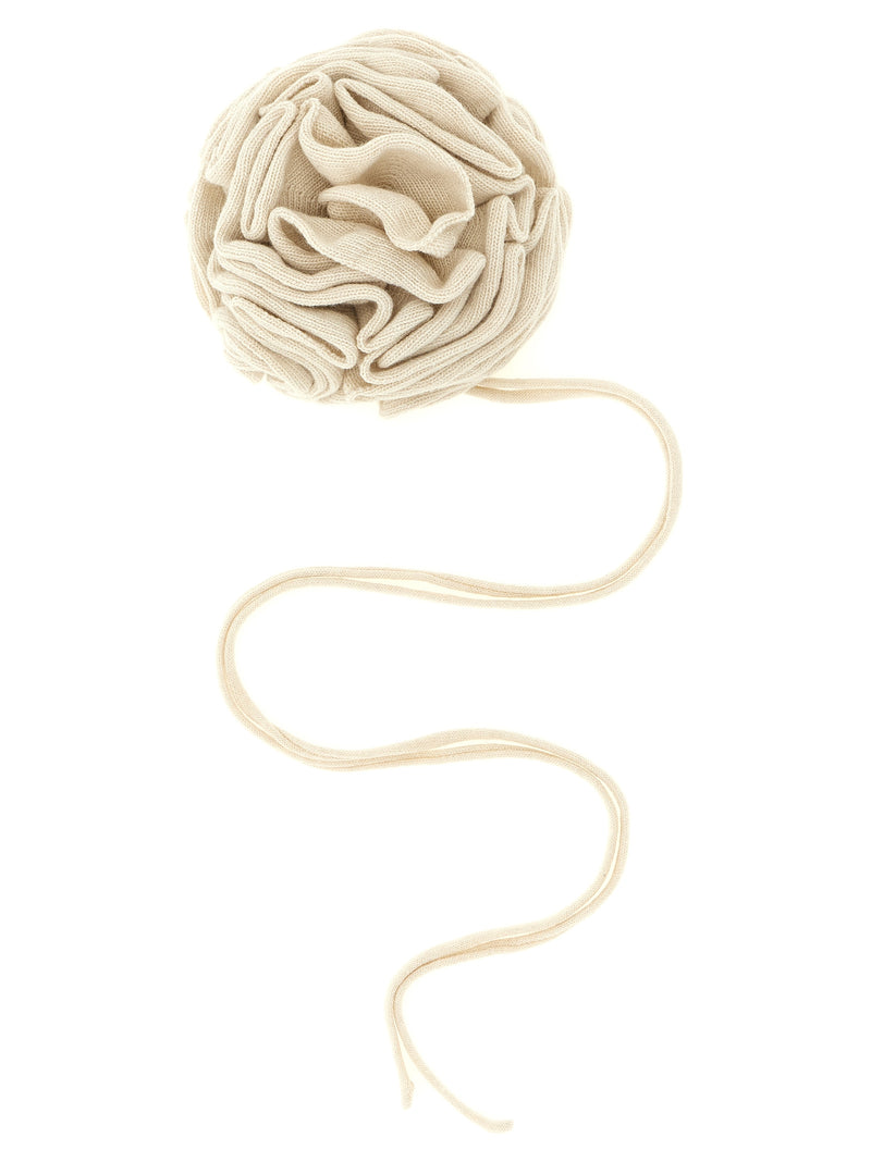 NUDE White Wool Floral Accessory - Luxurious Knit Design