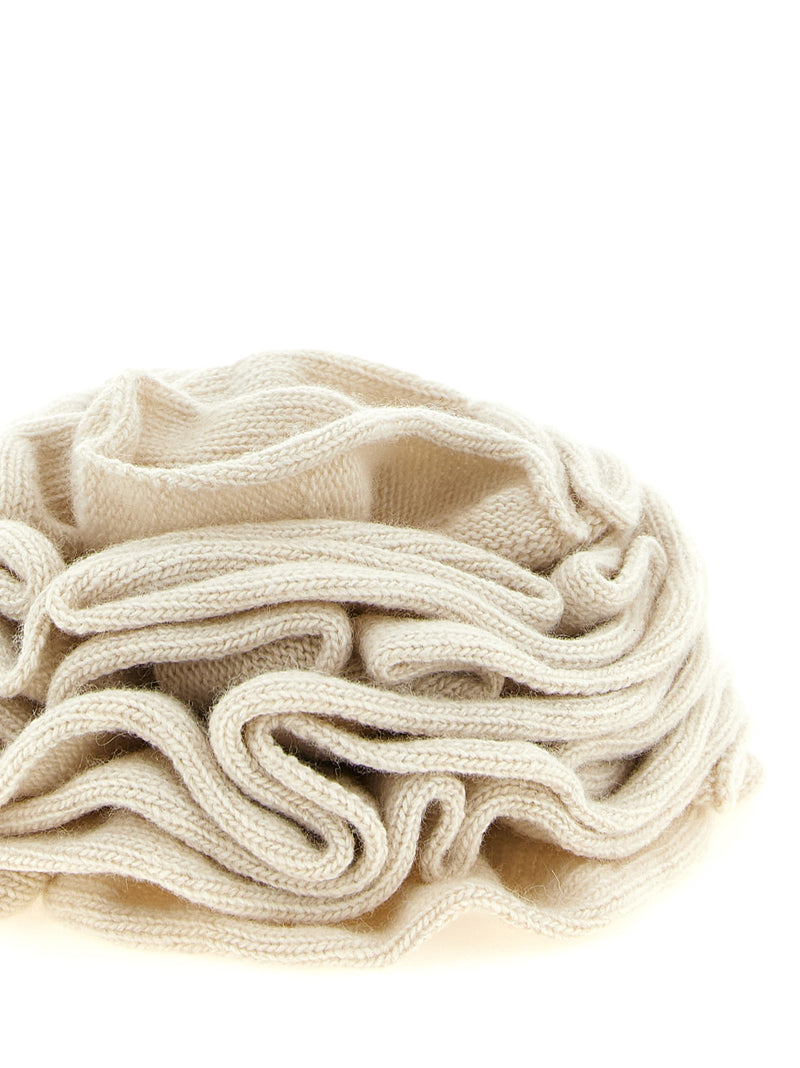 NUDE White Wool Floral Accessory - Luxurious Knit Design