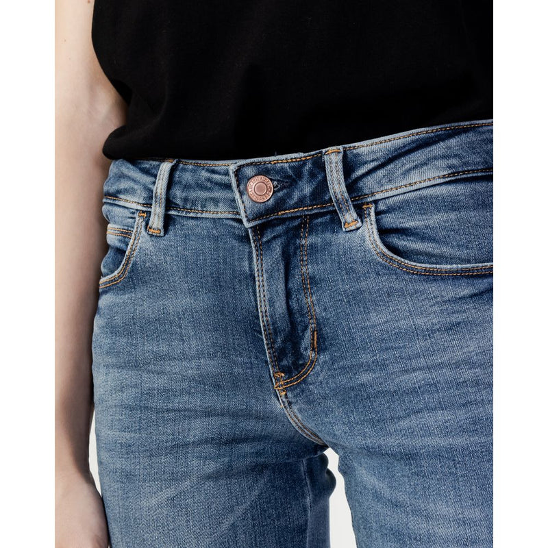 Guess Blue Cotton Skinny Jeans - CURVE X Model
