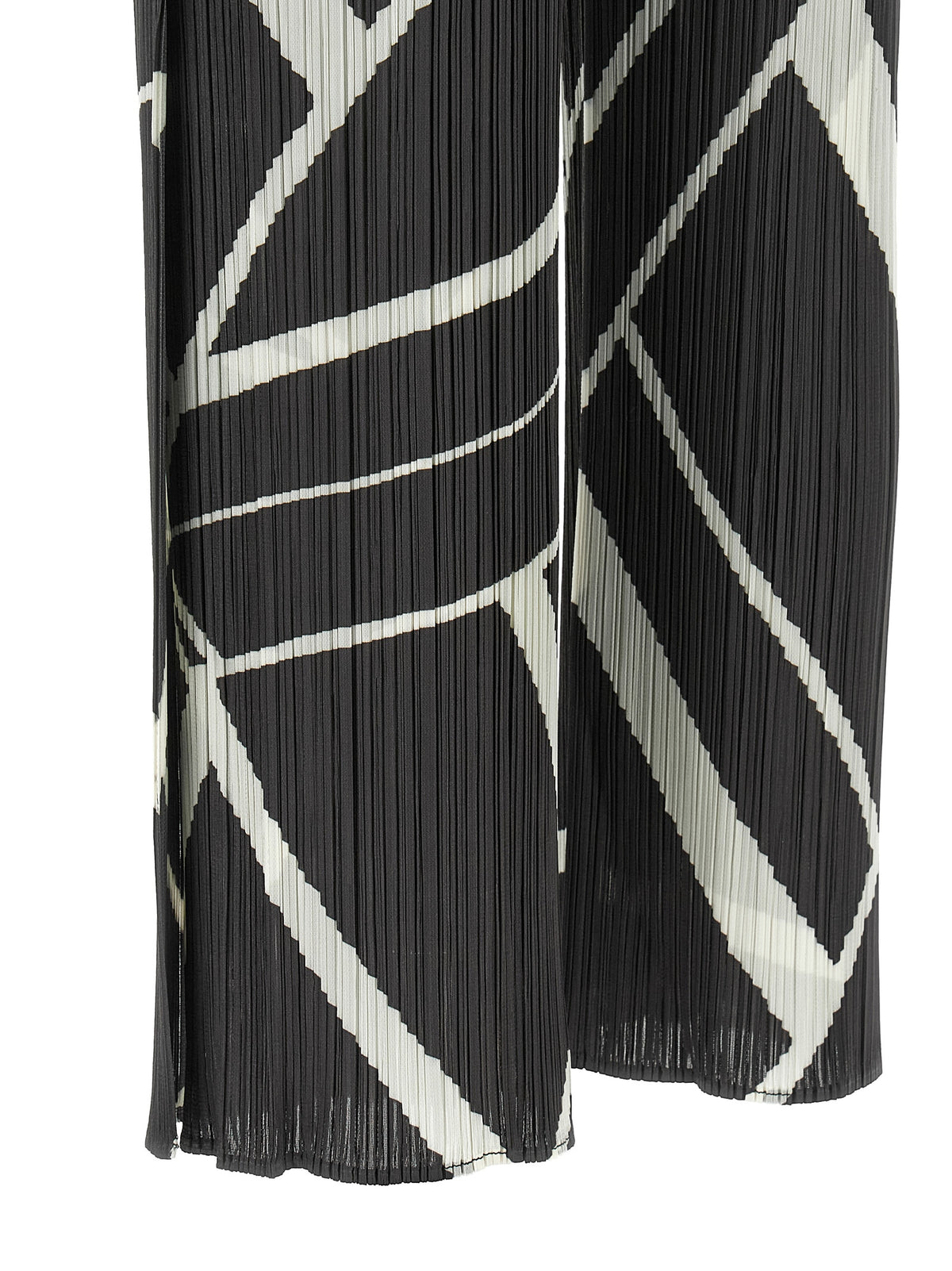 PLEATS PLEASE ISSEY MIYAKE Gray Polyester Casual Pants
