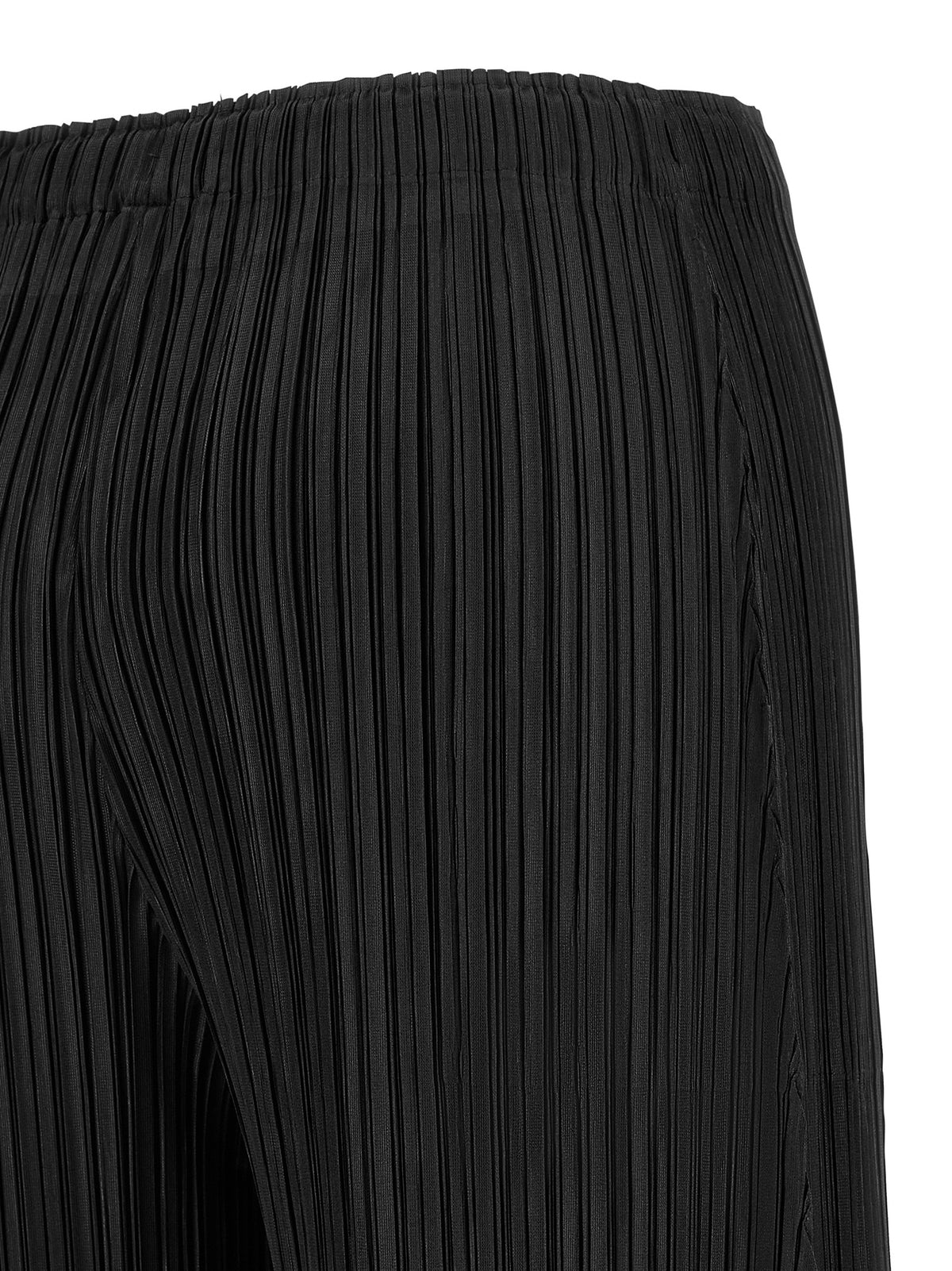 PLEATS PLEASE ISSEY MIYAKE Black Polyester Casual Pants