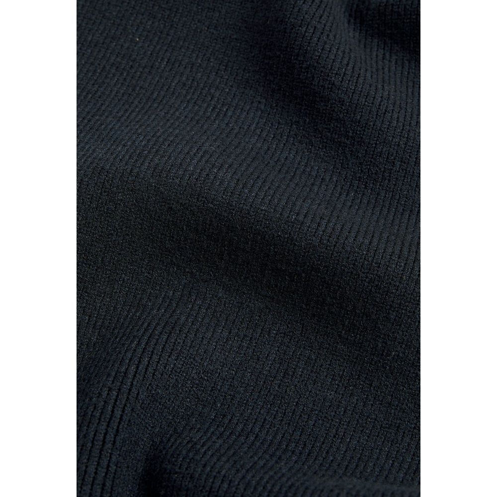 Lyle & Scott Blue Viscose Scarf - Stylish & Versatile