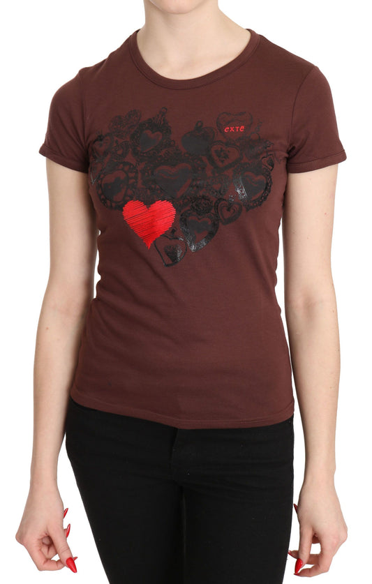 Exte T-shirt met ronde hals en hartjesprint in bruin.