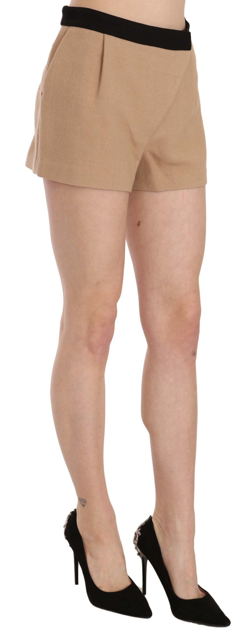 Short en coton beige taille mi-hauteur de la marque Costume National.