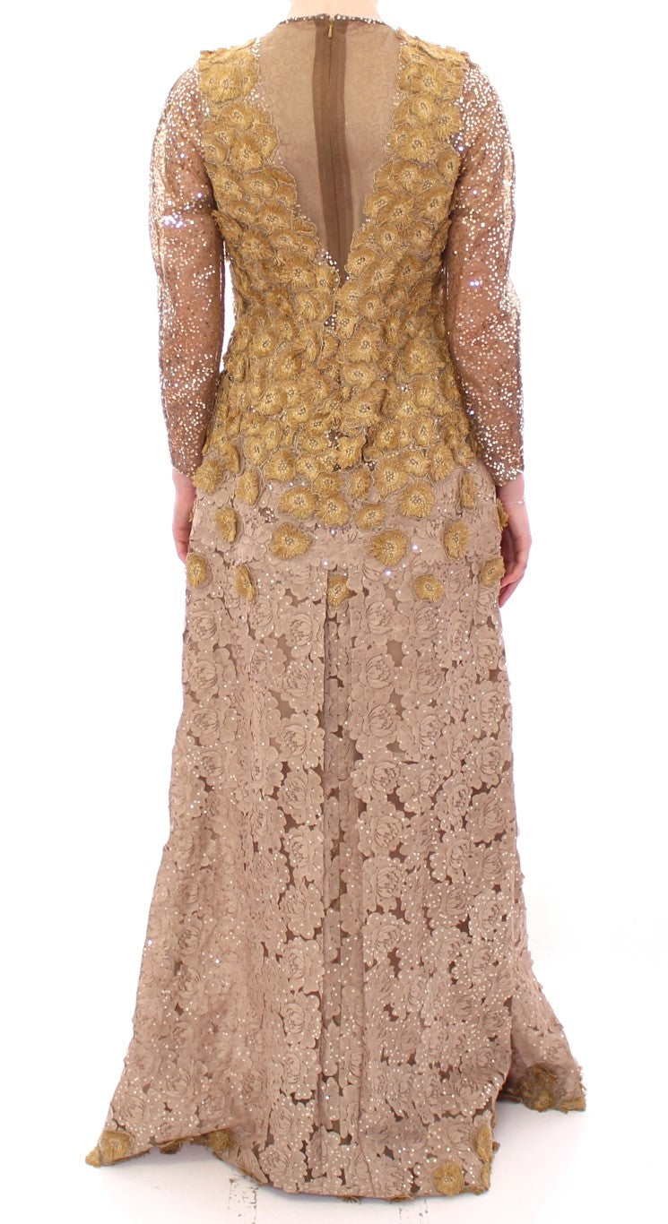 Robe longue en dentelle et cristal dorée de Lanre Da Silva Ajayi