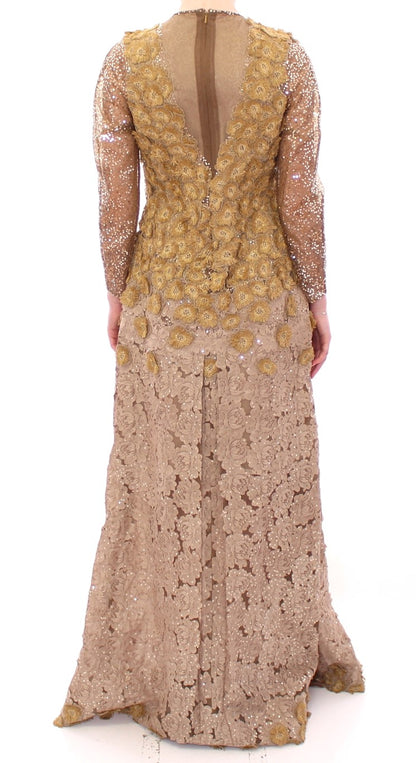 Robe longue en dentelle et cristal dorée de Lanre Da Silva Ajayi