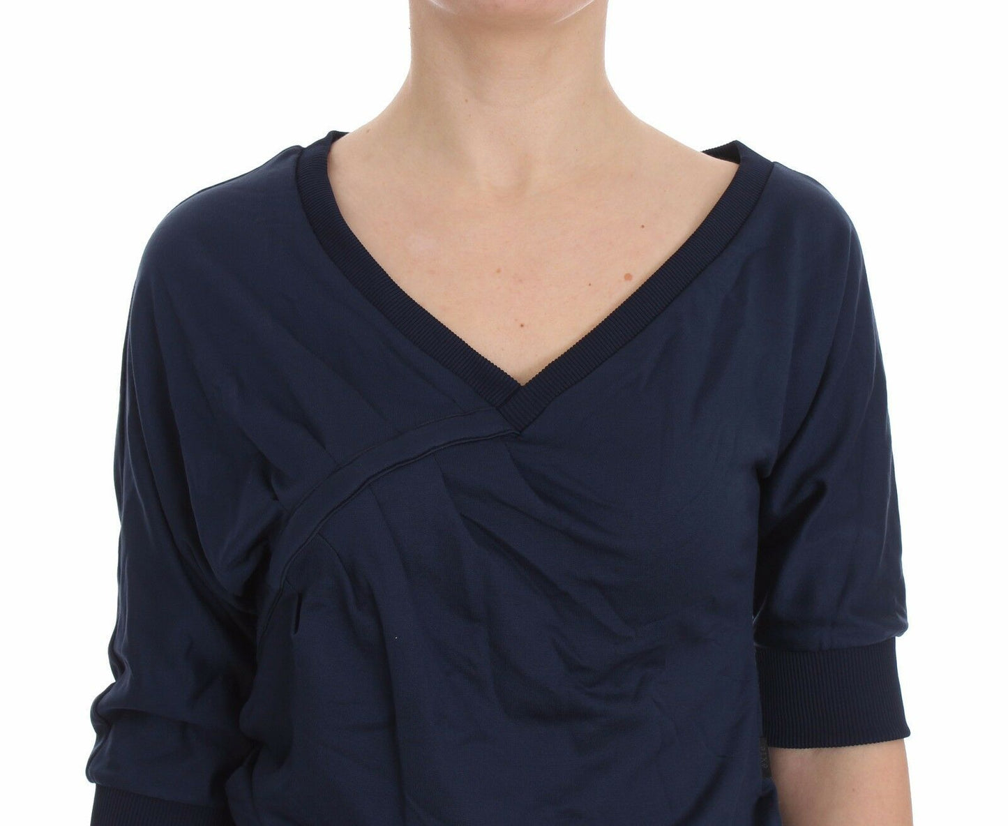 Pull en coton bleu Exte, col en V profond, pour femme.