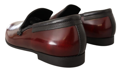 Escarpins à bout rond en cuir verni bordeaux de Dolce & Gabbana