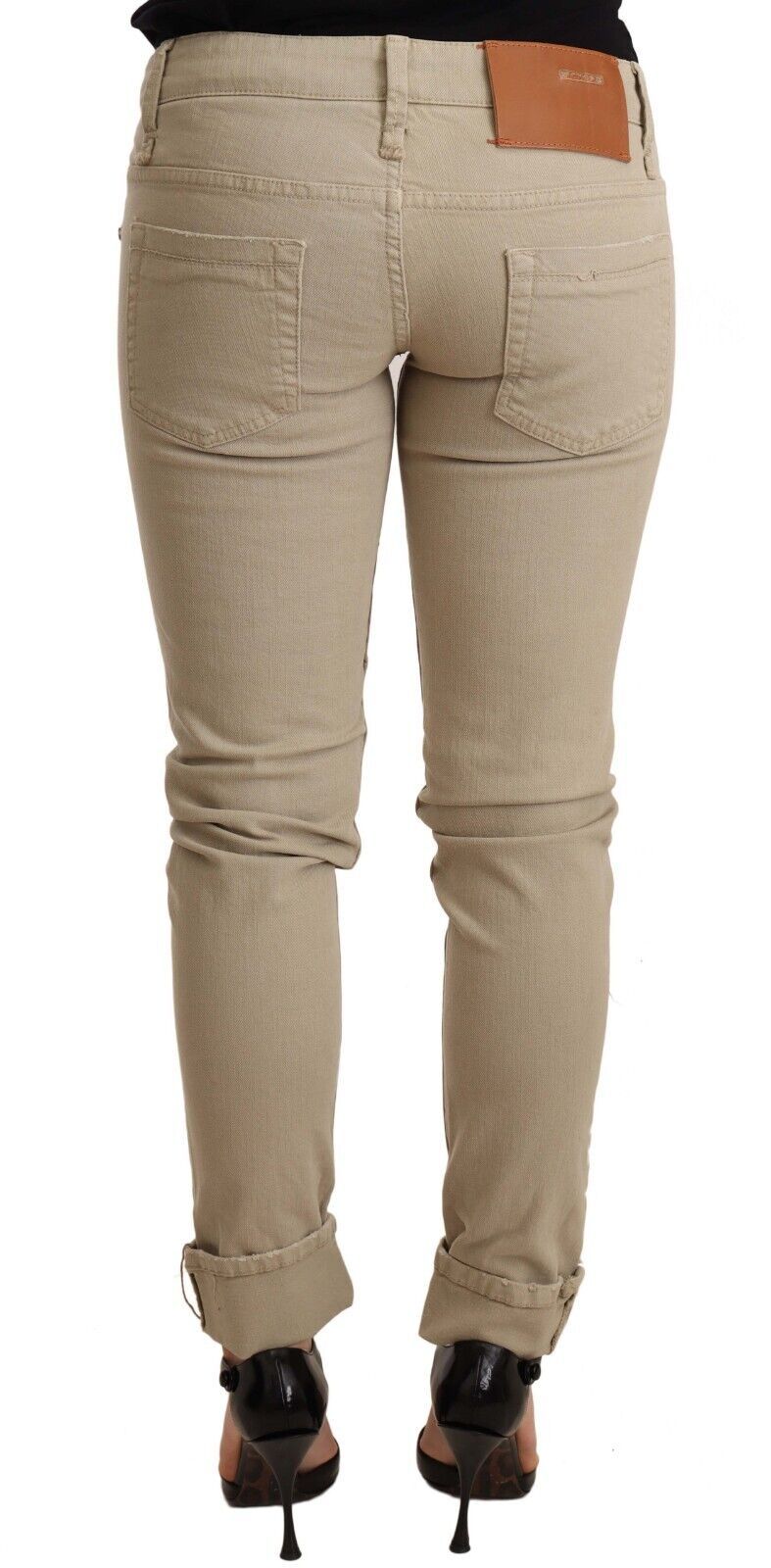 Pantalon slim en coton denim beige à jambes pliées Acht