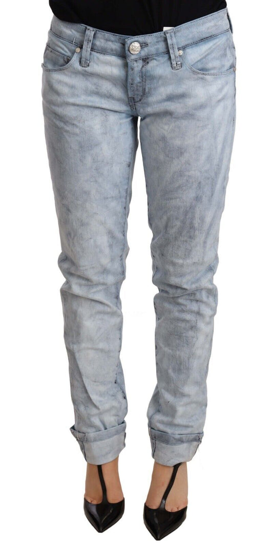 Pantalon en jean Acht en coton bleu clair délavé, avec revers au bas.