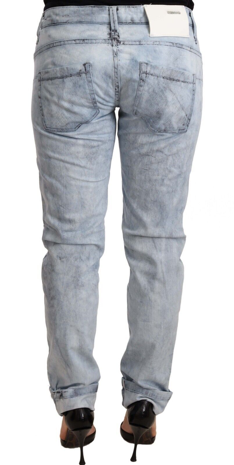 Pantalon en jean Acht en coton bleu clair délavé, avec revers au bas.