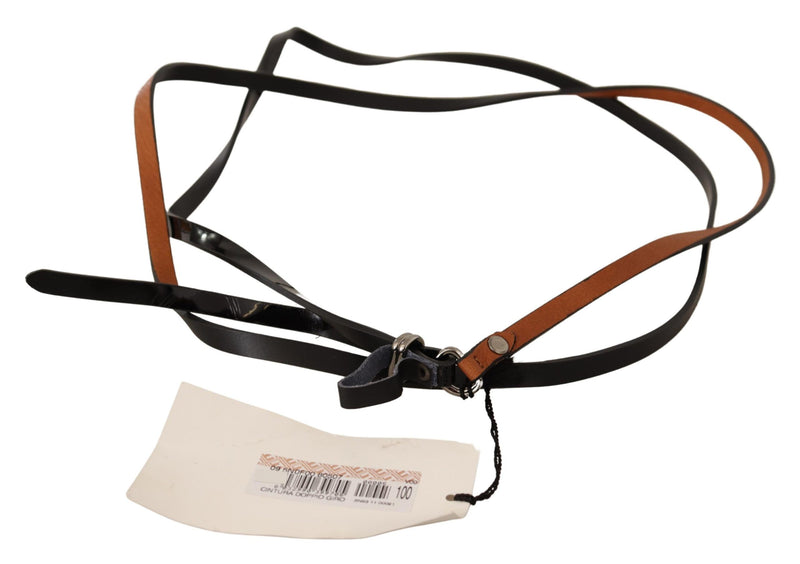 Ceinture en cuir marron avec boucle argentée de style national
