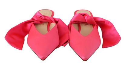 GIA COUTURE Roze leren pumps met kittenhiel en vetersluiting
