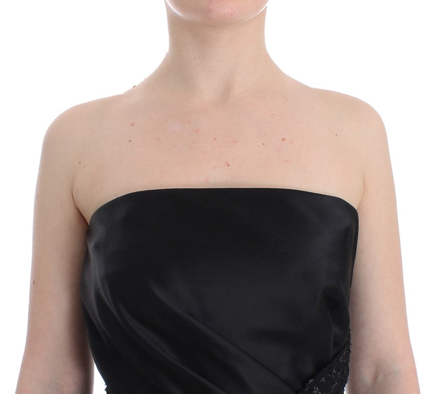 Robe crayon noire sans bretelles et ornements de Masha Ma