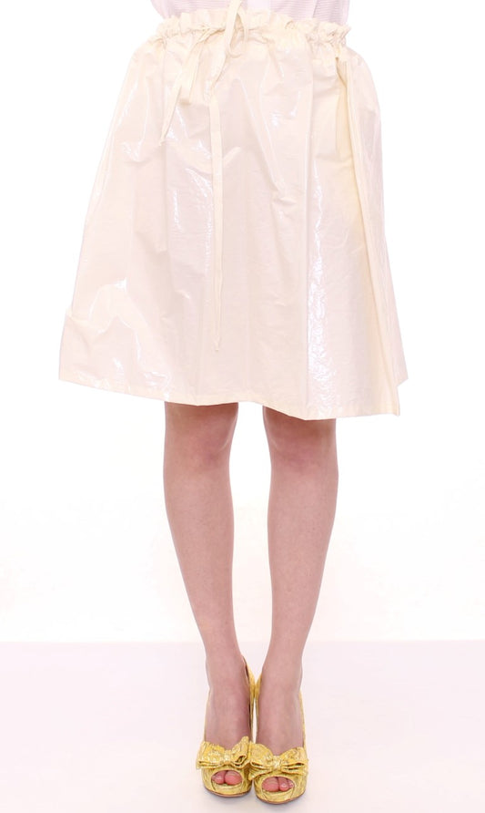 Jupe Licia Florio blanche, taille haute, extensible, avec bretelles, au-dessus du genou