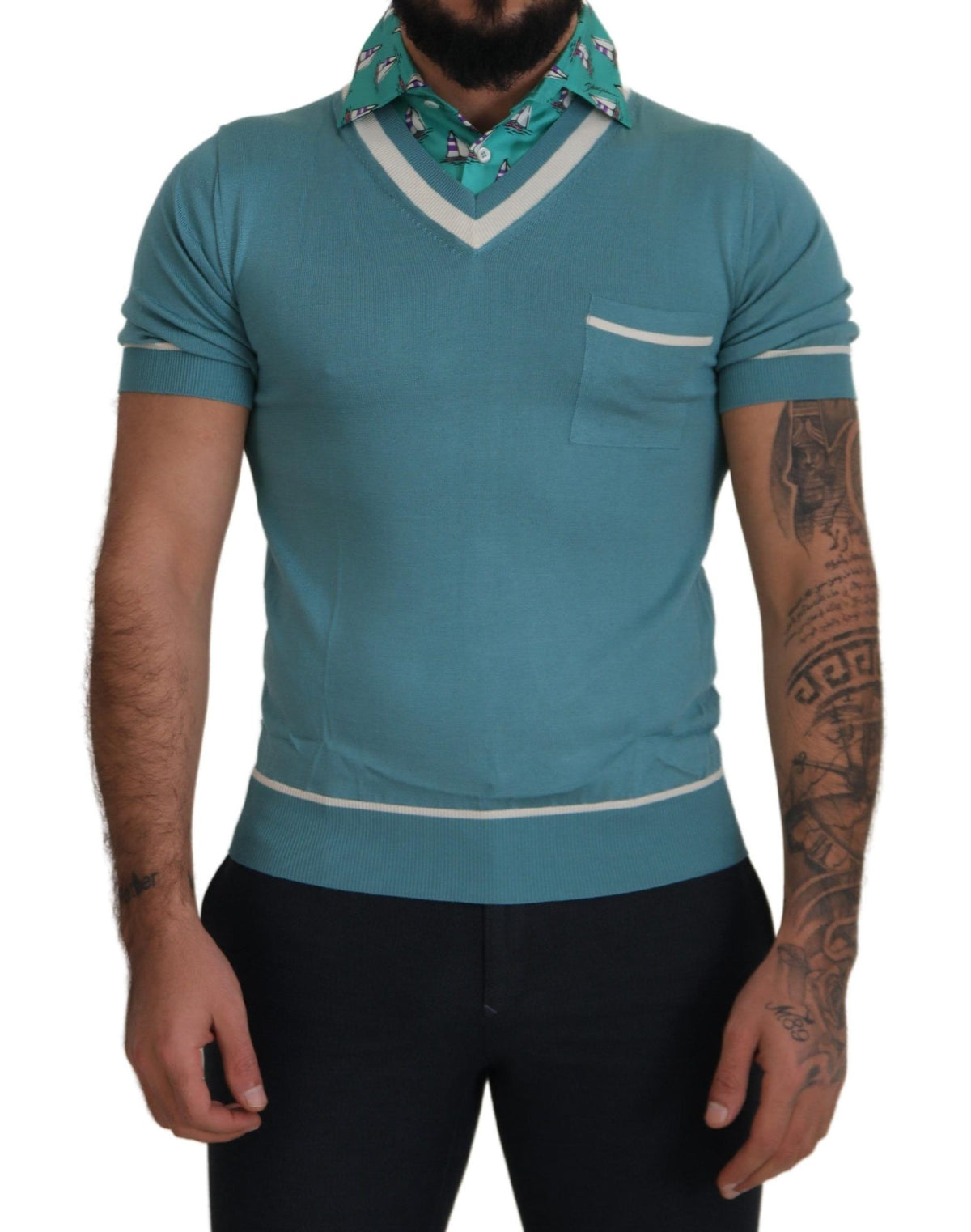 Polo en soie bleu Dolce &amp; Gabbana pour homme, col en V.